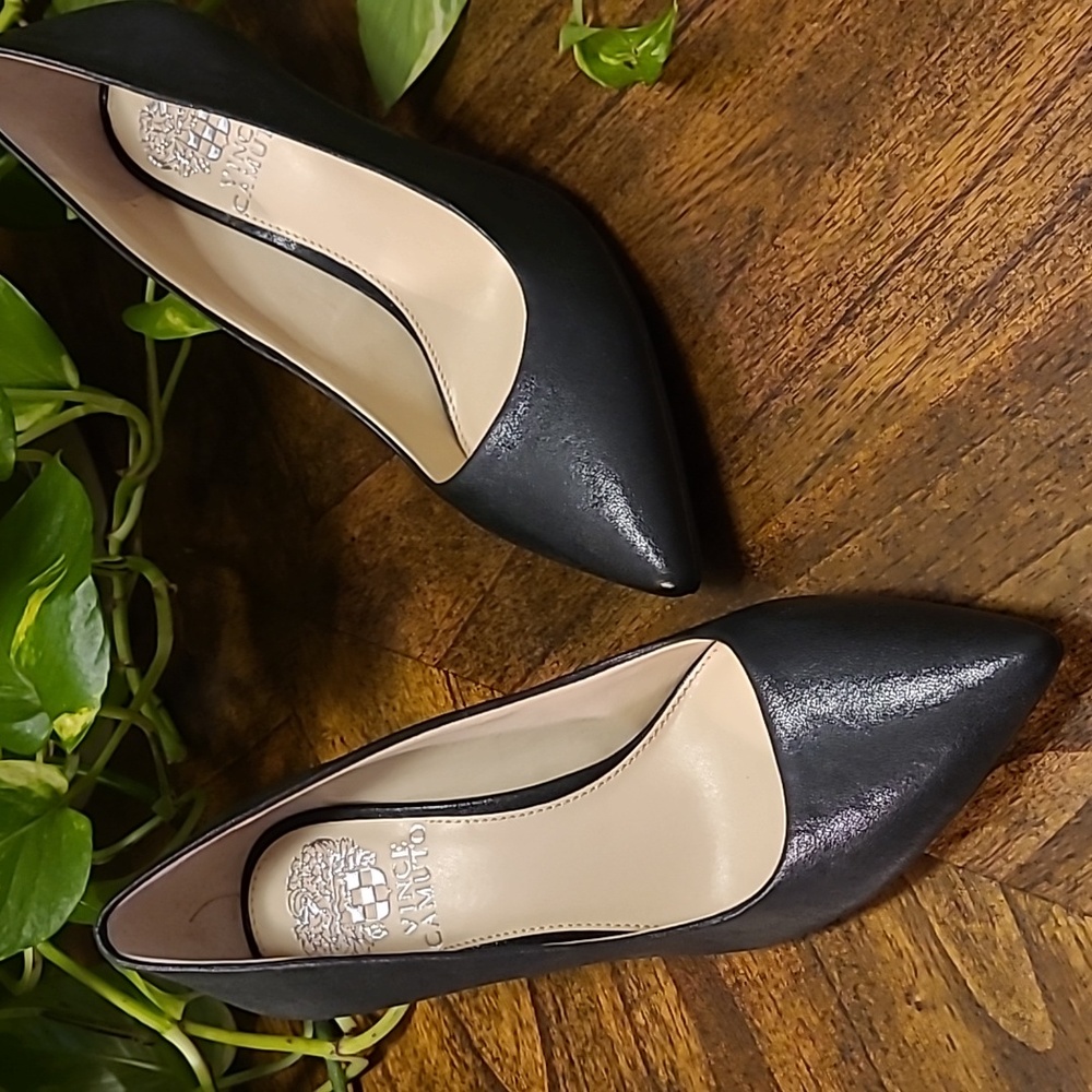 Vince Camuto Selindra pumps